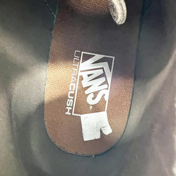 Vans Mens Leather Boot with Ultracush Sole 13 - Picture 4 of 5